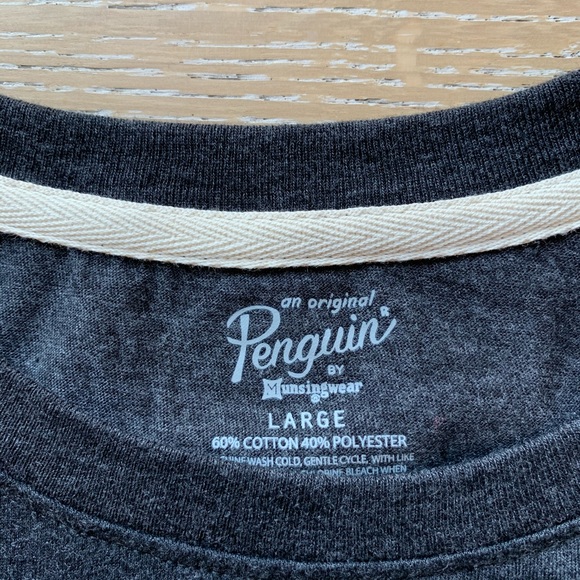 Original Penguin Short Sleeve T-shirt Size Large - Picture 2 of 7